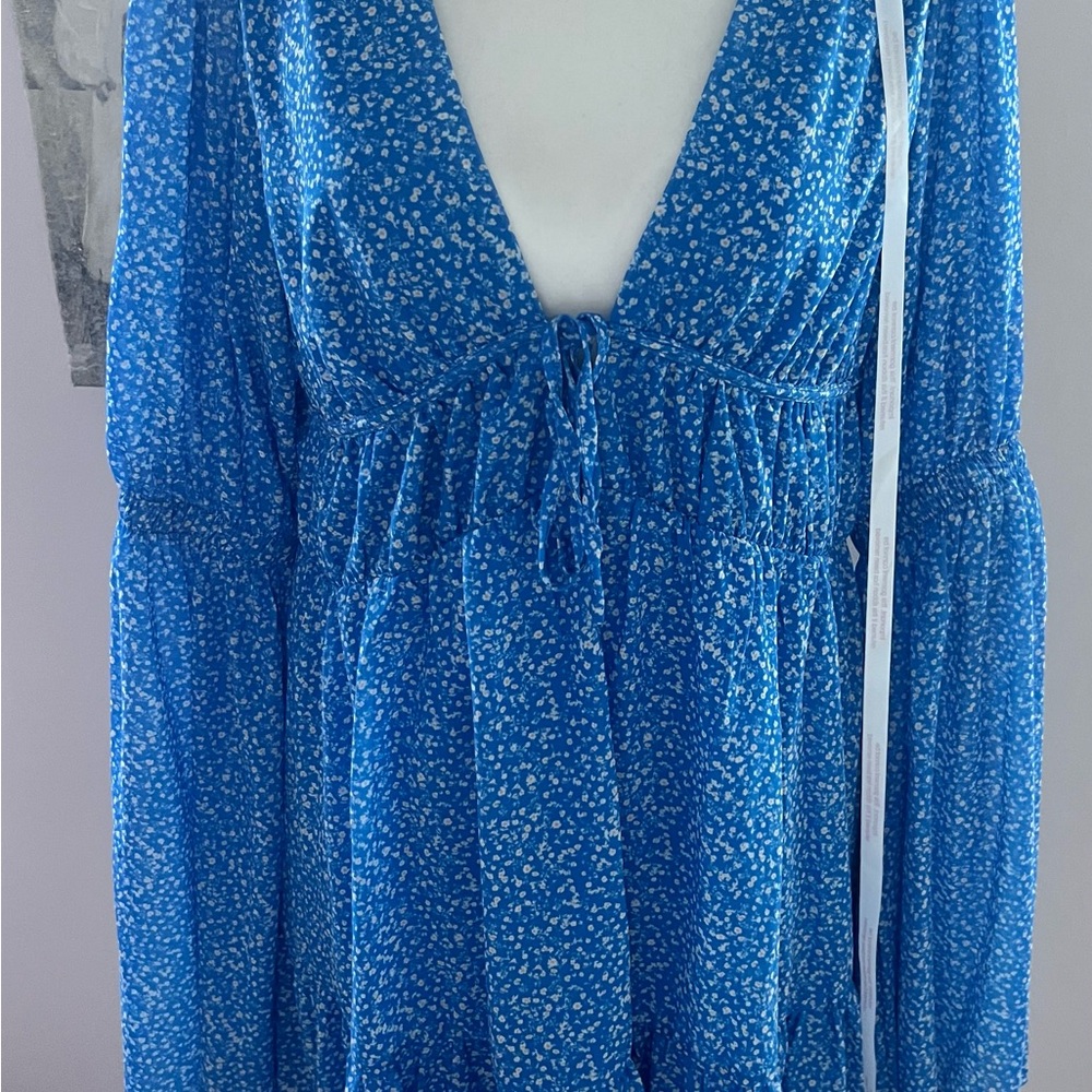 Missguided Blue Floral Long Sleeve Dress